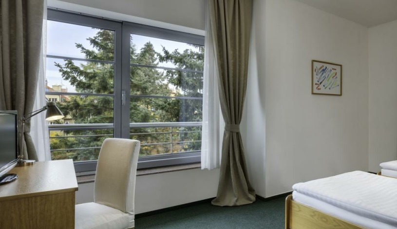 HOTEL OYA Praha