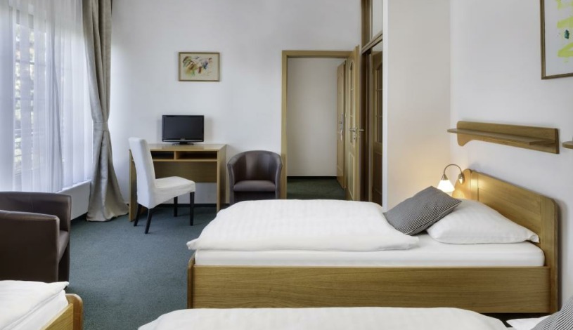 HOTEL OYA Praha