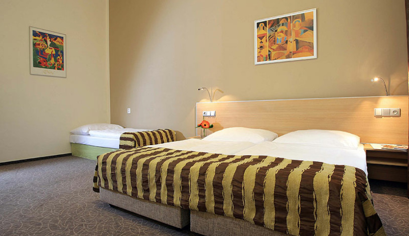 BW Hotel Pav Praha - Dreibettzimmer