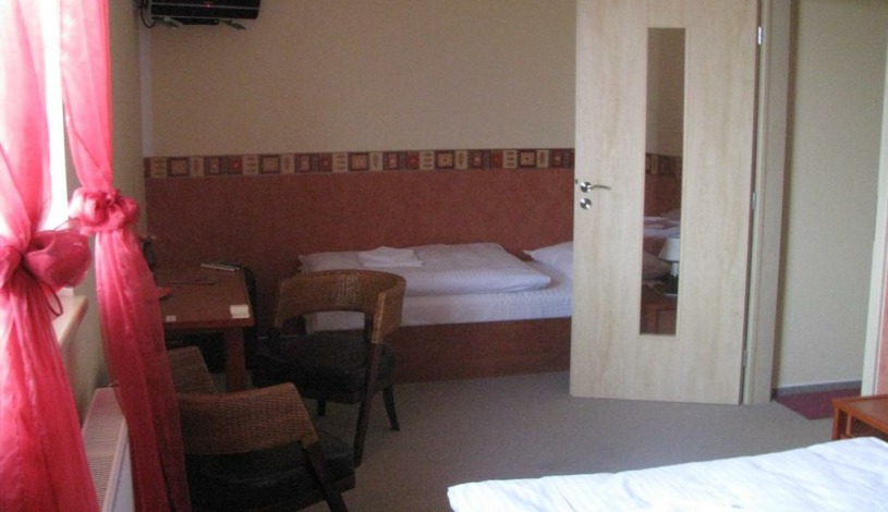 Hotel Signál Pardubice - Dubina