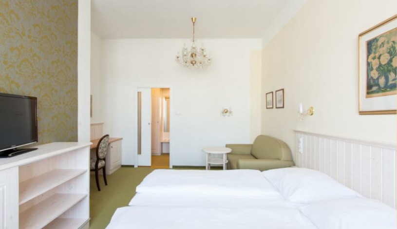 Hotel Zlatá Hvězda Litomyšl - Dvoulůžkový pokoj