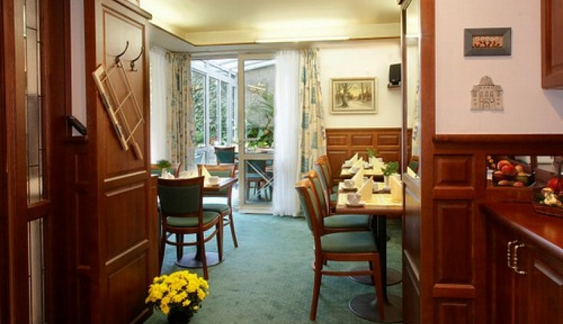 Hotel PEKO, hotel garni *** Praha - Dvoulůžkový pokoj s přistýlkou a kuchyní