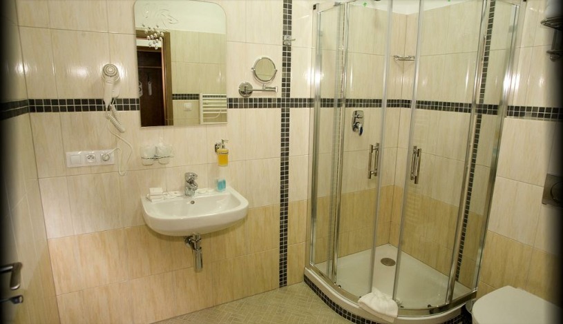 HOTEL LONY Mochov - Dvoulůžkový pokoj