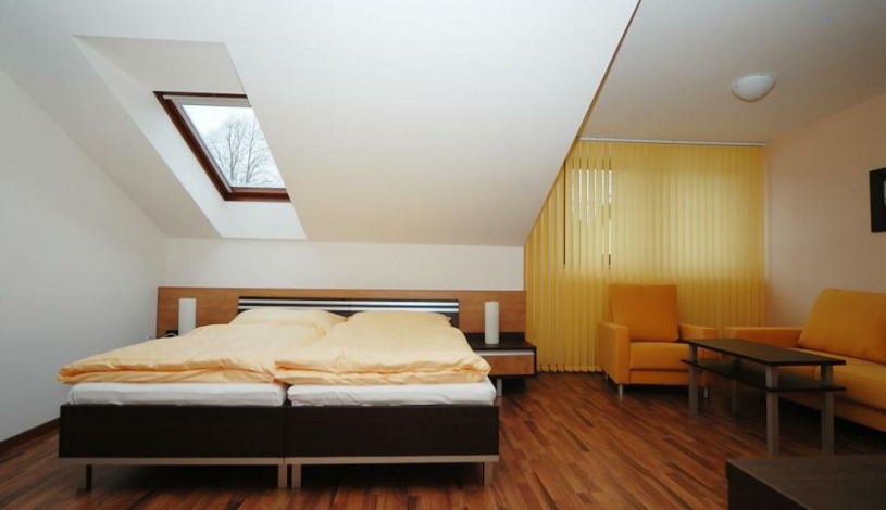 U Kačenky Dačice - Dvoulůžkový s přistýlkou