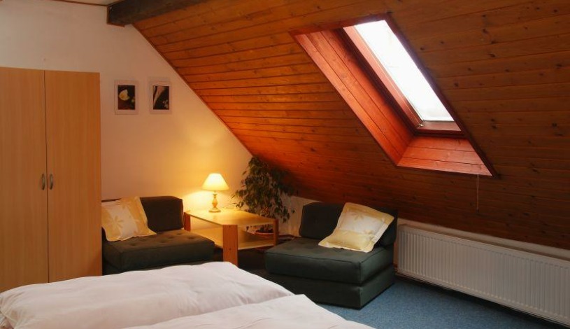 Penzion ALPINA Liberec - Apartmán, 2 ložnice + kuchyňka