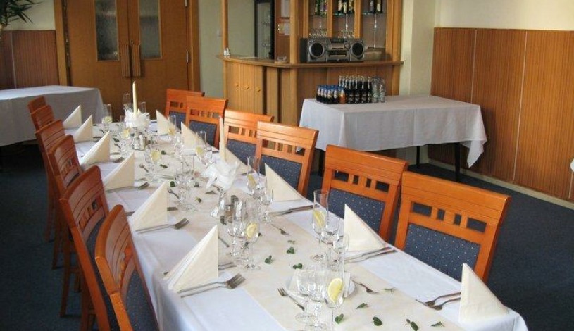 Penzión DRUŽBA** Bojnice