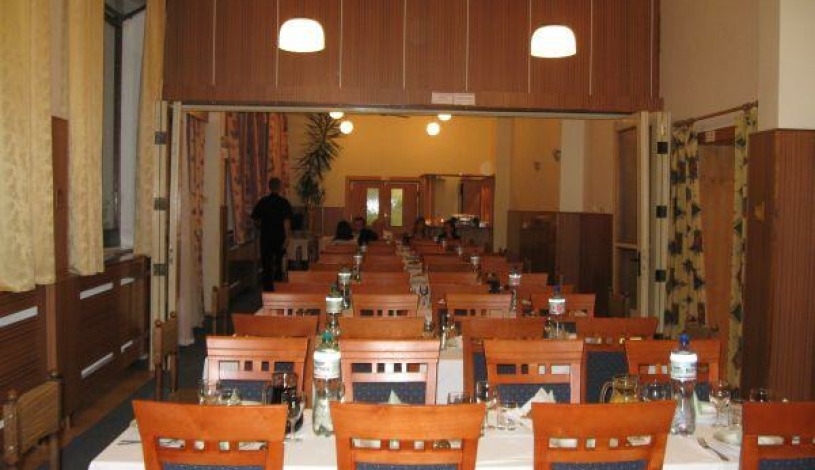 Penzión DRUŽBA** Bojnice