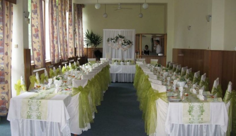 Penzión DRUŽBA** Bojnice