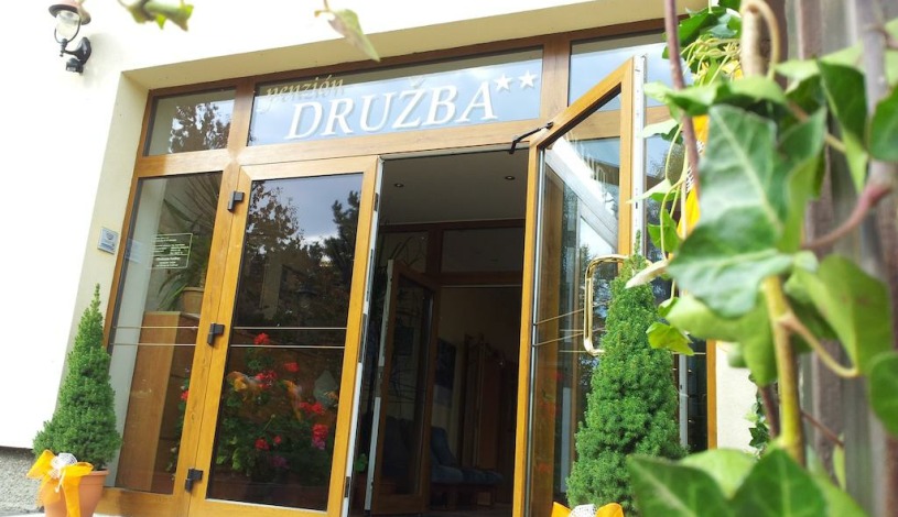 Penzión DRUŽBA** Bojnice