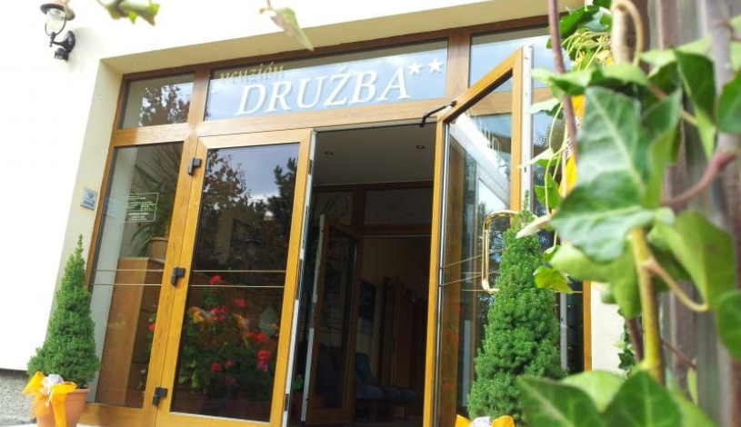 Penzión DRUŽBA** Bojnice