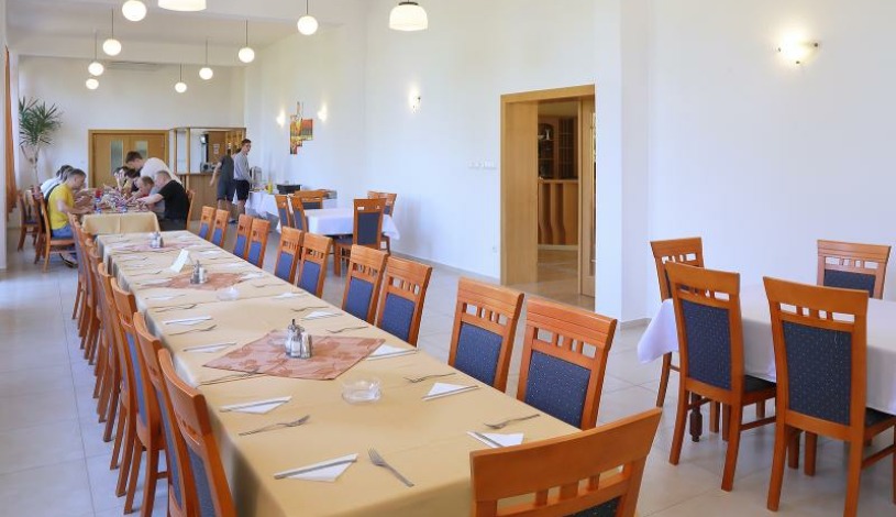 Penzión DRUŽBA** Bojnice