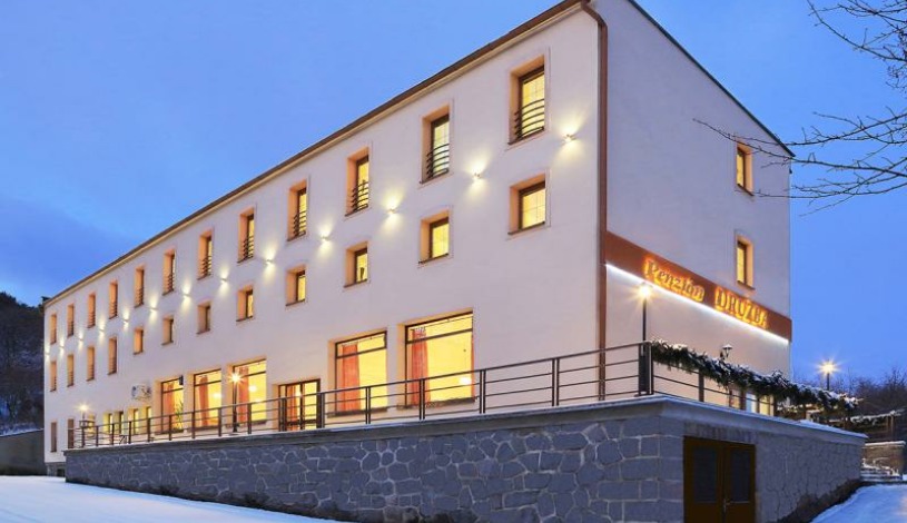 Penzión DRUŽBA** Bojnice