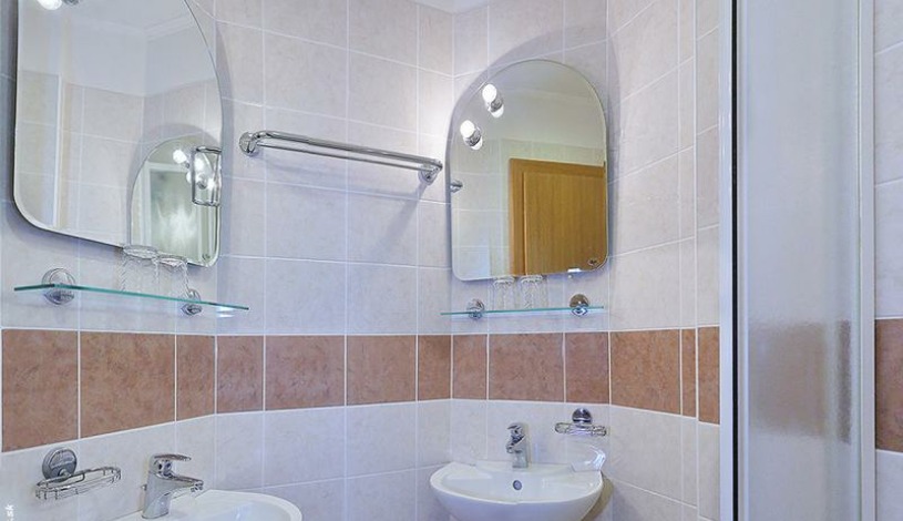 Penzión DRUŽBA** Bojnice