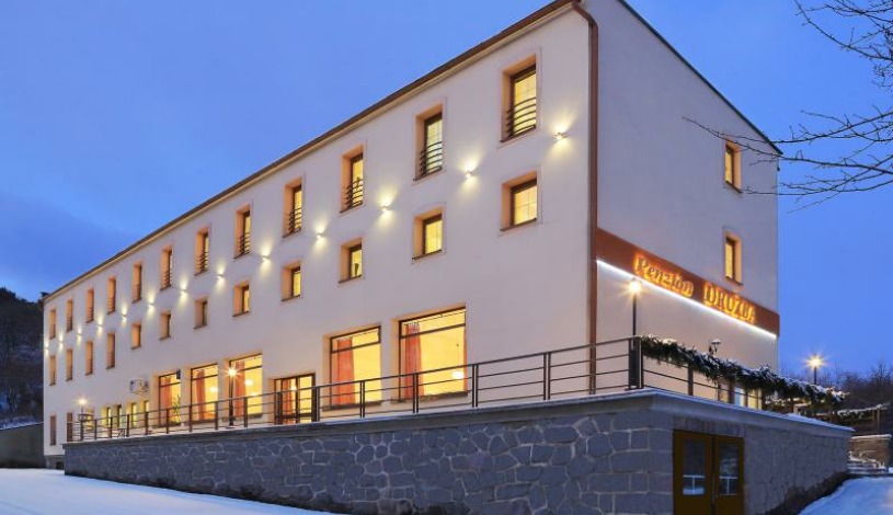 Penzión DRUŽBA** Bojnice