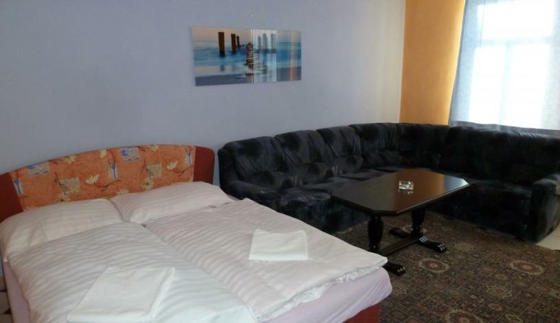 Pension - Restaurant  HOLIDAY Mariánské Lázně