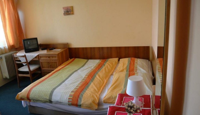 Penzion Hubert  Luhačovice - dvoulůžkový pokoj