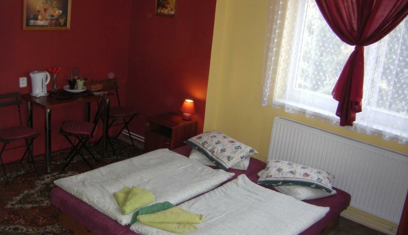 Penzion Růža Luhačovice - Dvoulůžkový pokoj, Třílůžkový pokoj