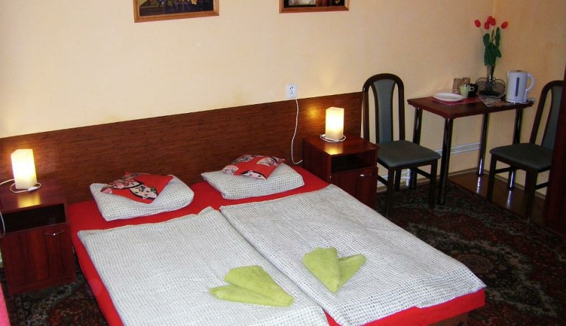 Penzion Růža Luhačovice - Dvoulůžkový pokoj, Třílůžkový pokoj