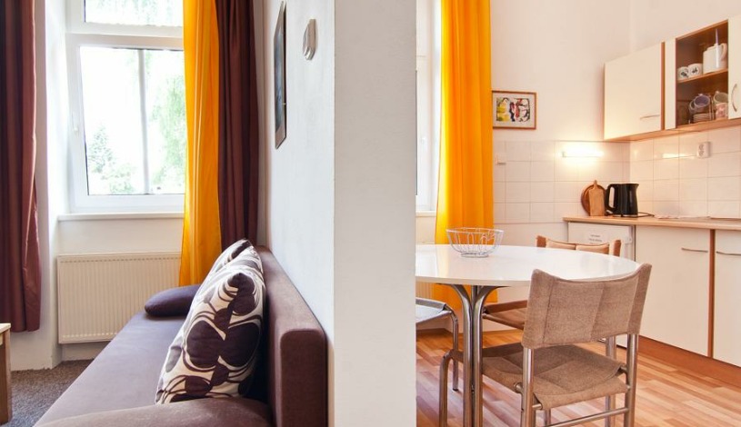 Apartmán-Penzion Smetanka České Budějovice České Budějovice - Třílůžkový apartmán