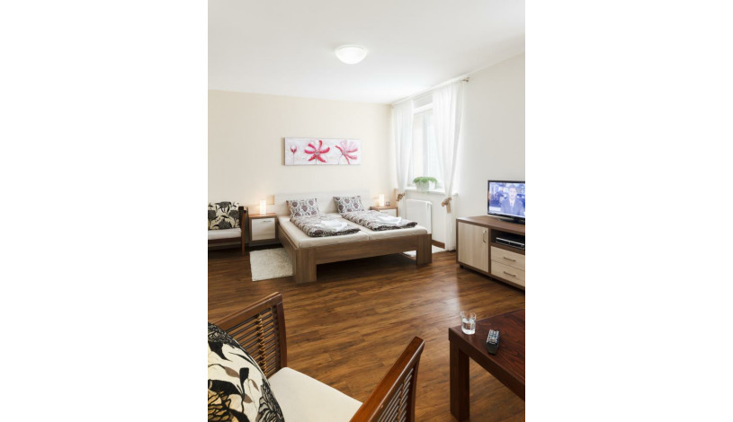 Penzion Sokolská Zlín - Třílůžkový pokoj č. 2