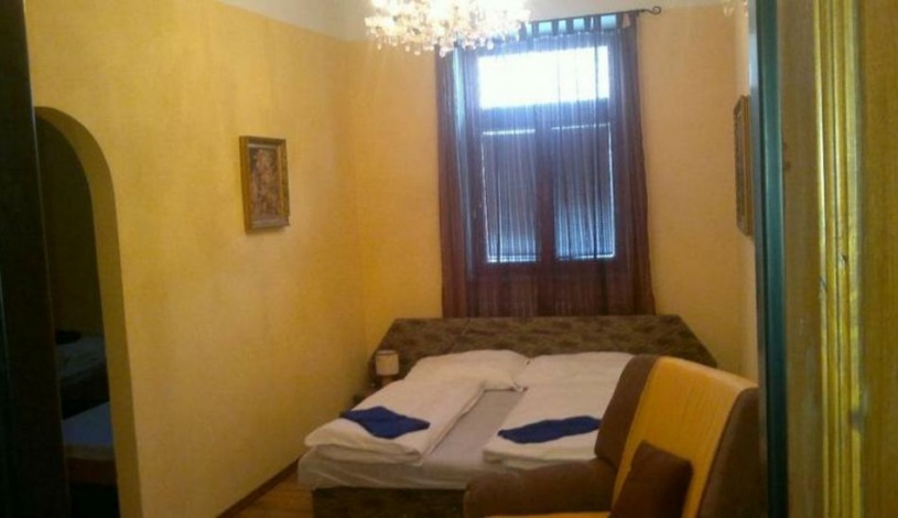 Penzion U Huberta Znojmo - Čtyřlůžkový s vlastním soc. zařízením