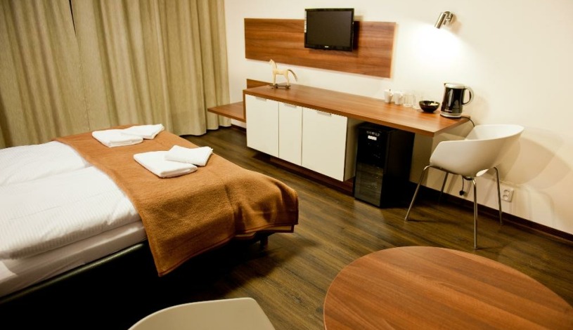 Penzion v jízdárně Olomouc - Dvoulůžkový pokoj s manželskou postelí