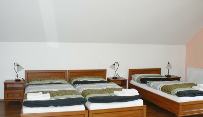 Penzion V Podzámčí *** Litomyšl - Třílůžkový pokoj