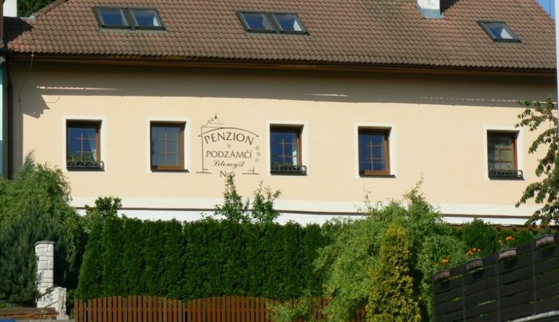 Penzion V Podzámčí *** Litomyšl