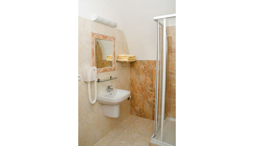 Penzion Zlatý vůl Znojmo - Čtyřlůžkový apartmán