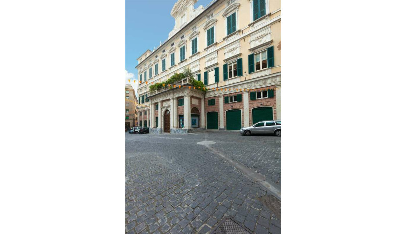 Apartment Piazza della Meridiana Genova - Apt 38215