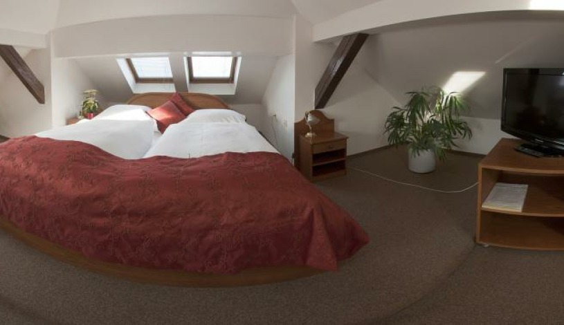 Hotel Golfi Poděbrady - Třílůžkový pokoj