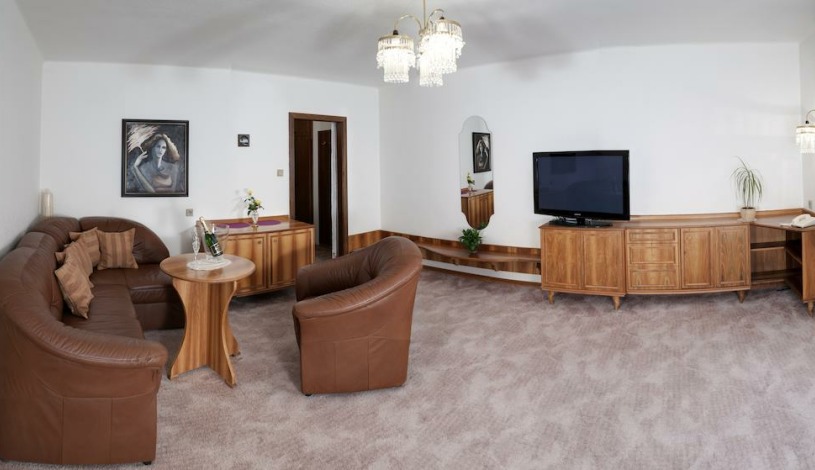 Hotel Ostrov Nymburk