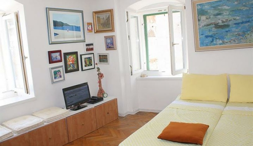 Apartment Poljana kneza Trpimira Split - Apt 21615