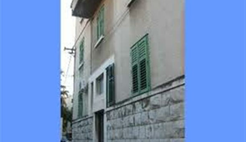 Apartment Poljana kneza Trpimira Split - Apt 21233