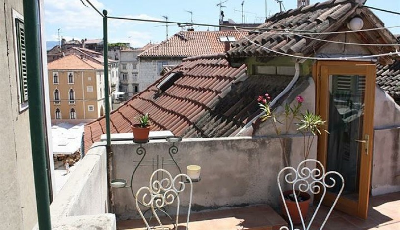 Apartment Poljana kneza Trpimira Split - Apt 21615