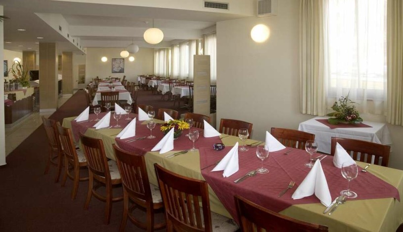 EA HOTEL POPULUS Praha