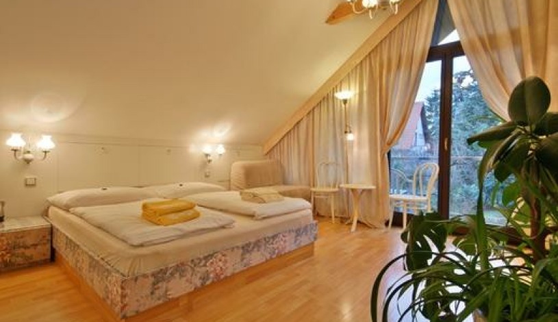 A. V. Pension Praha - 5 Dvoulůžkový, balkon