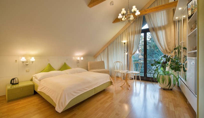 A. V. Pension Praha - 5 Dvoulůžkový, balkon