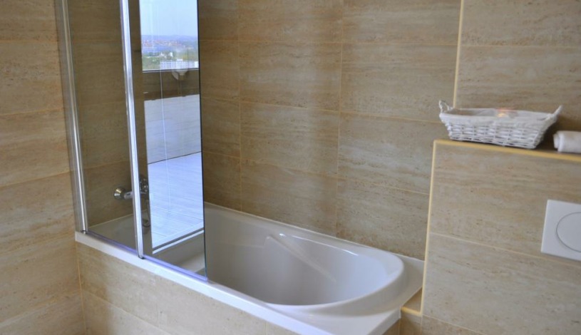 Balu Apartments Praha - DBL LUXE Apartment, Mniejszy Apartament (Junior Suite)