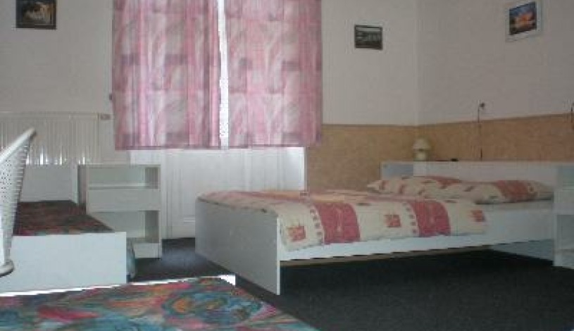 Welcome Hostel Prague Center Praha - Pokoj 4-osobowy (bez łazienki i WC)
