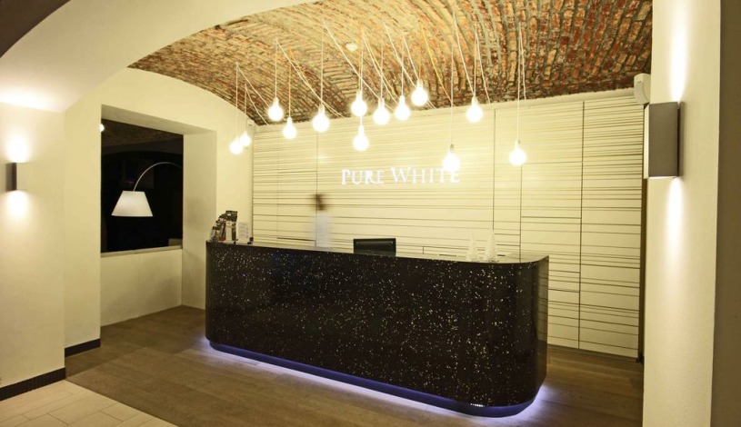 Hotel Pure White Praha