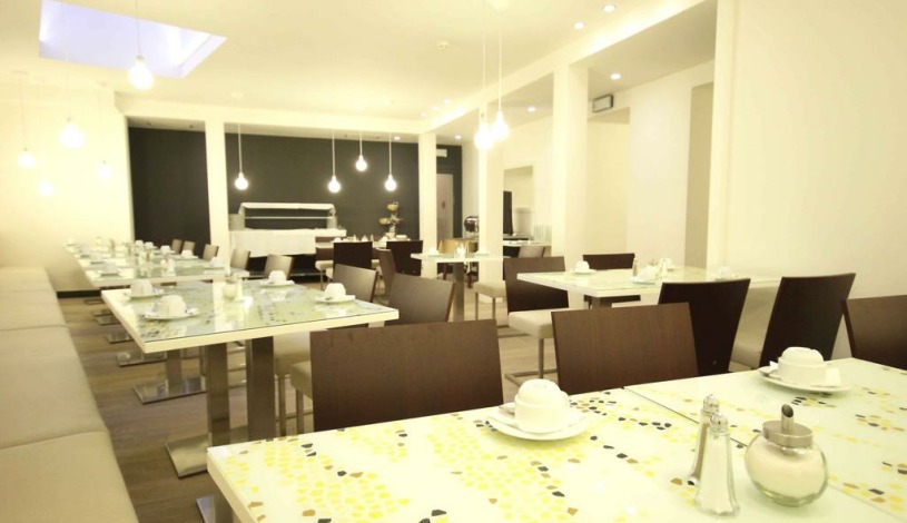 Hotel Pure White Praha