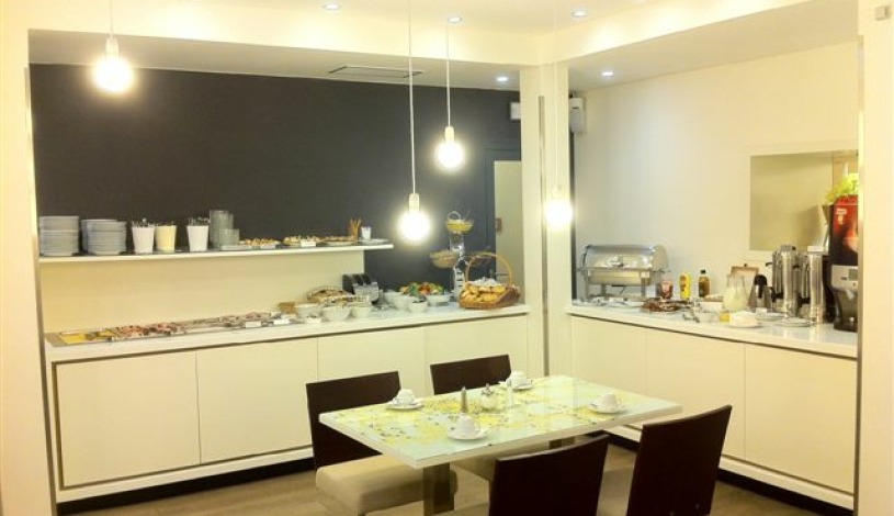 Hotel Pure White Praha