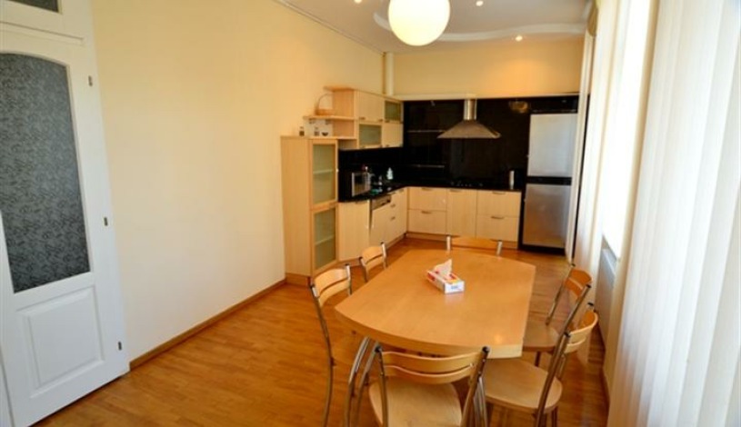 Apartment Pushkinska Kiev - Apt 25641