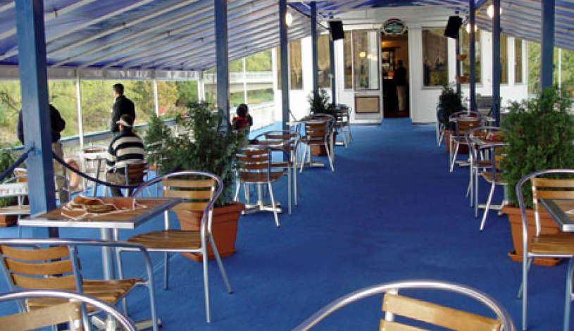 BOTEL RACEK*** Praha