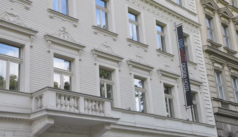 Red & Blue Design Hotel Prague Praha