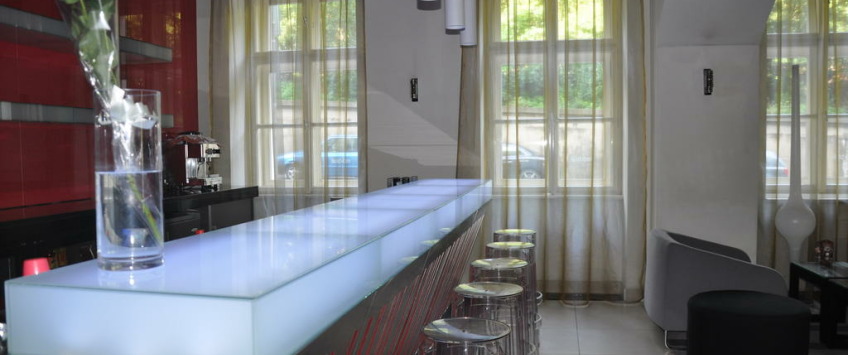 Red & Blue Design Hotel Prague Praha