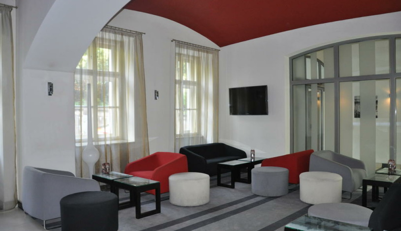 Red & Blue Design Hotel Prague Praha