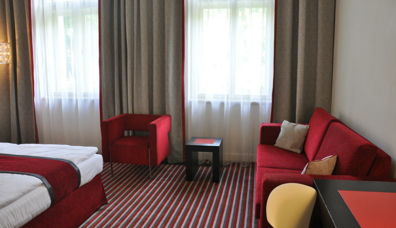 Red & Blue Design Hotel Prague Praha