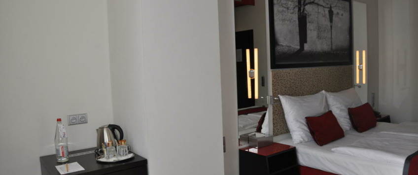 Red & Blue Design Hotel Prague Praha